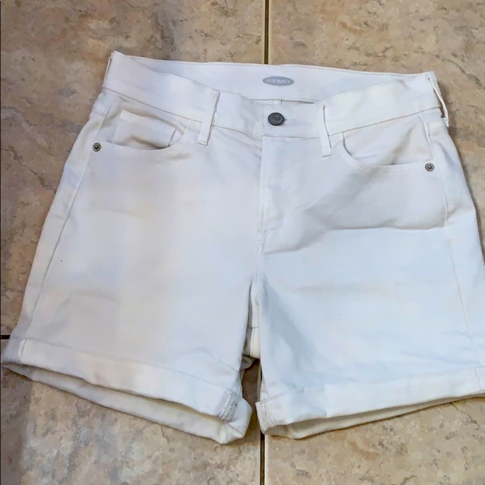 white jean shorts